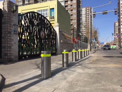 升降（jiàng）柱